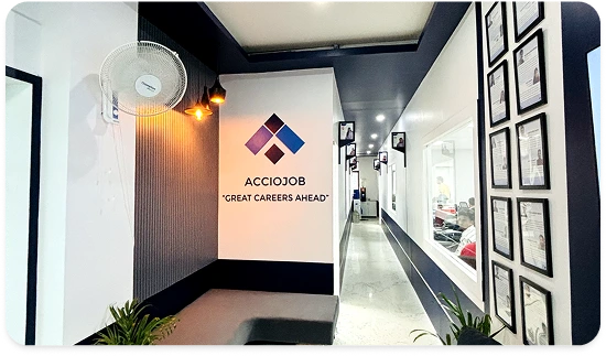 Modern classroom facility - state-of-the-art tech training environment with interactive learning